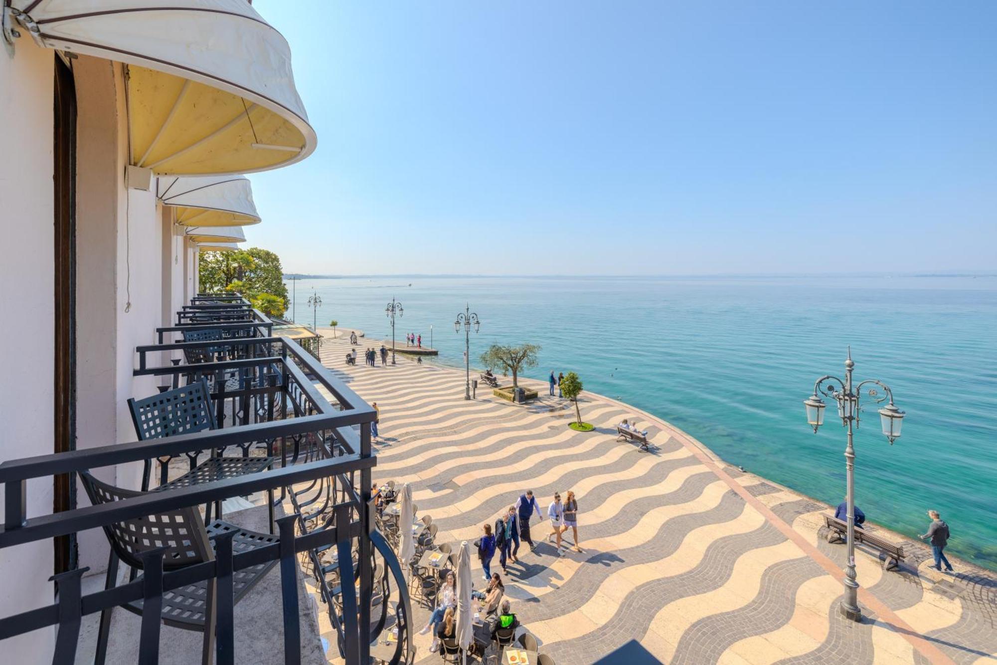 La Vista Postcard Hotel Лацизе Екстериор снимка