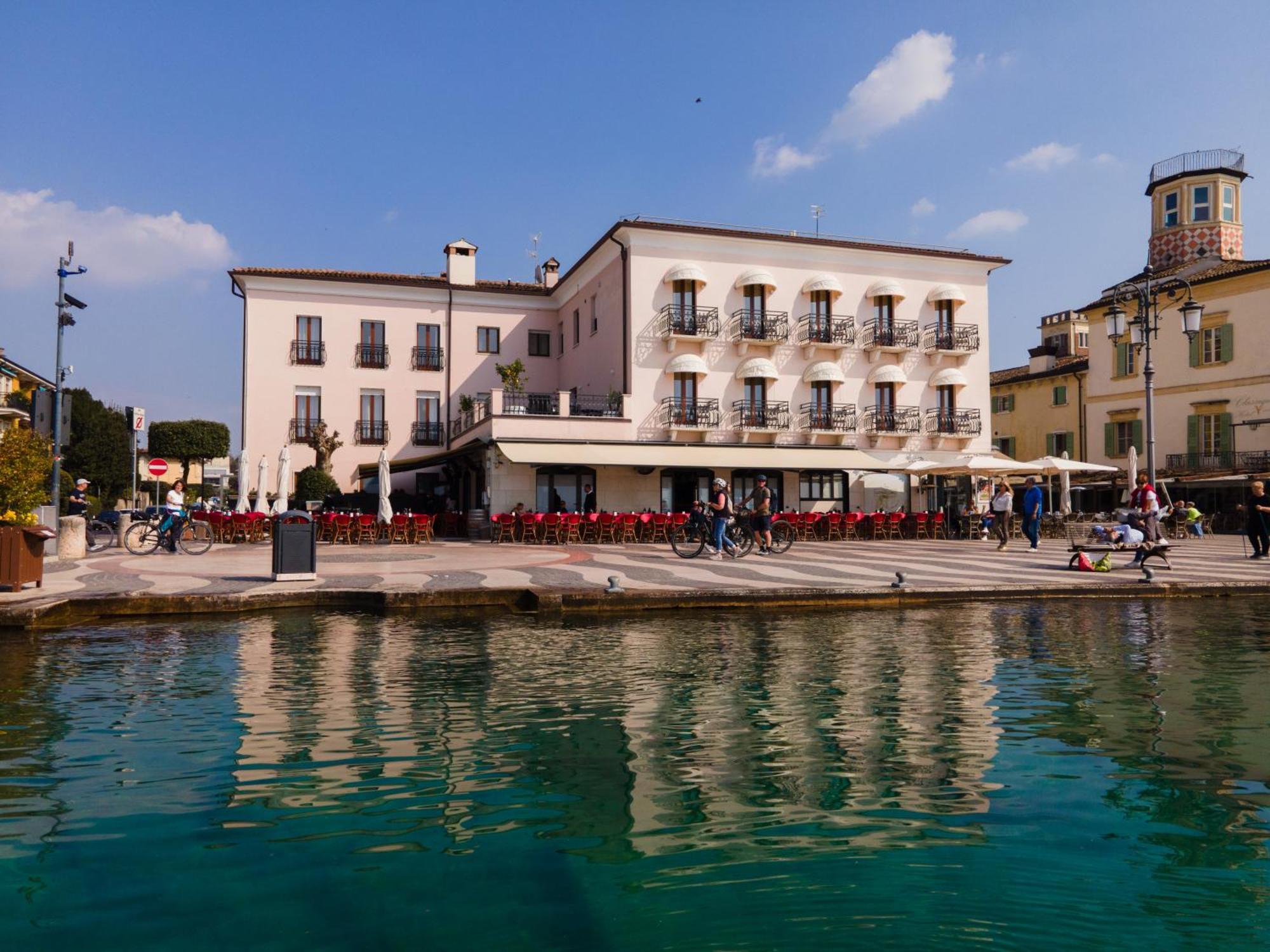 La Vista Postcard Hotel Лацизе Екстериор снимка