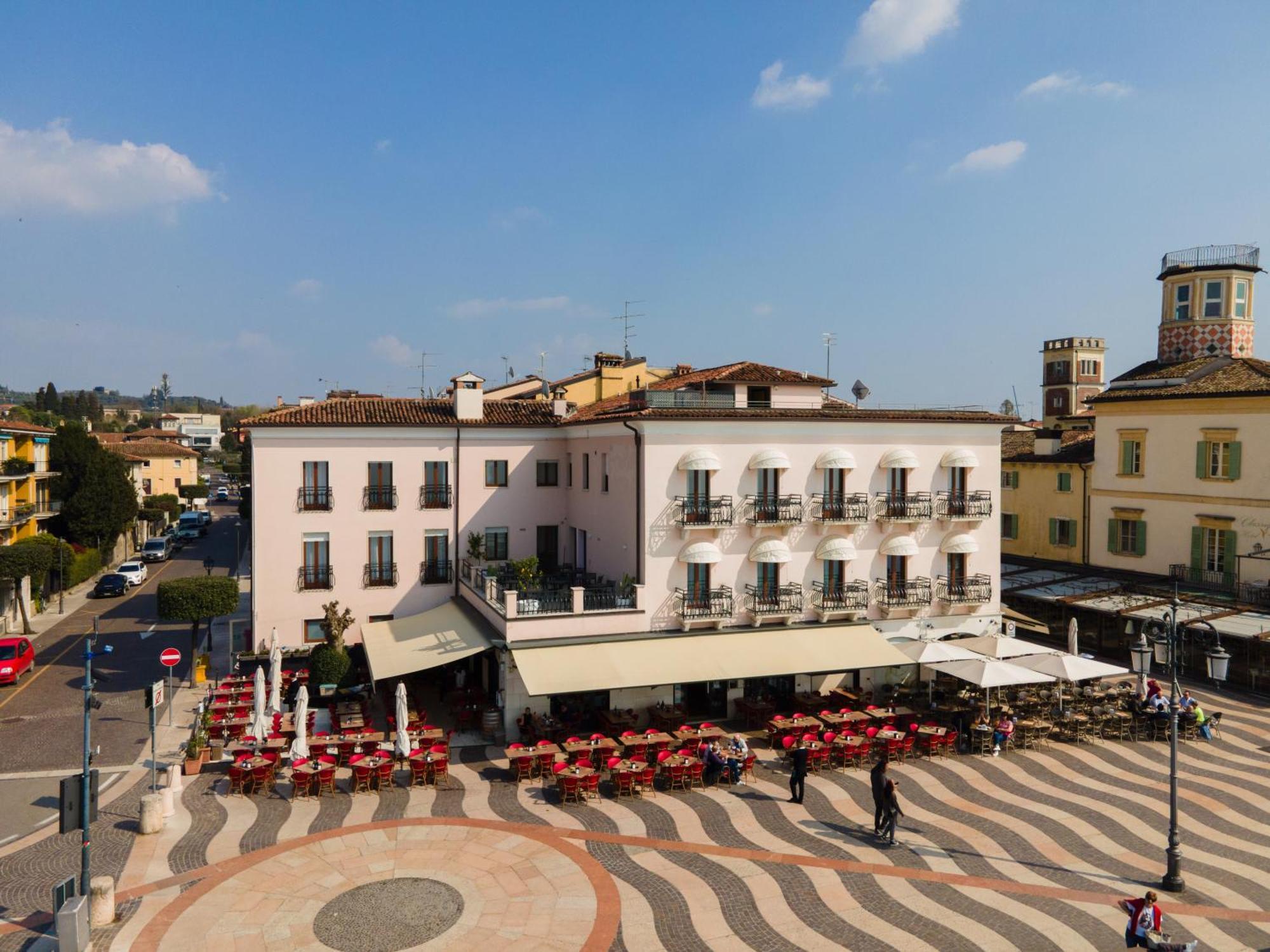 La Vista Postcard Hotel Лацизе Екстериор снимка