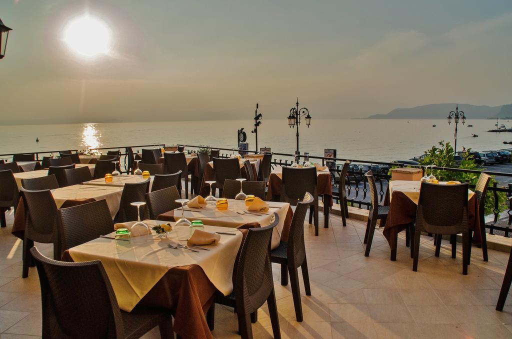 La Vista Postcard Hotel Лацизе Екстериор снимка